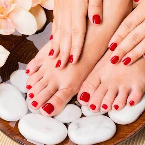 GOLDEN NAILS AND SPA - manicure and pedicure